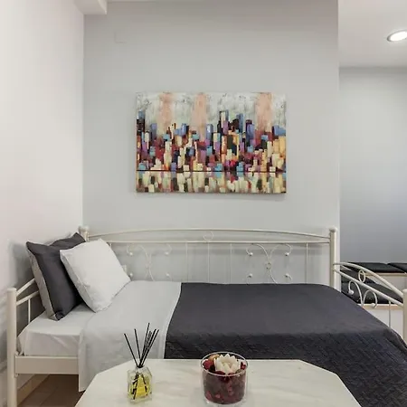 The Yard Apartment Heraklion (Crete)